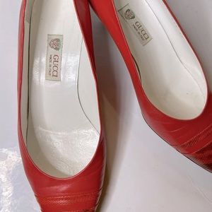 Vintage red gucci pumps
